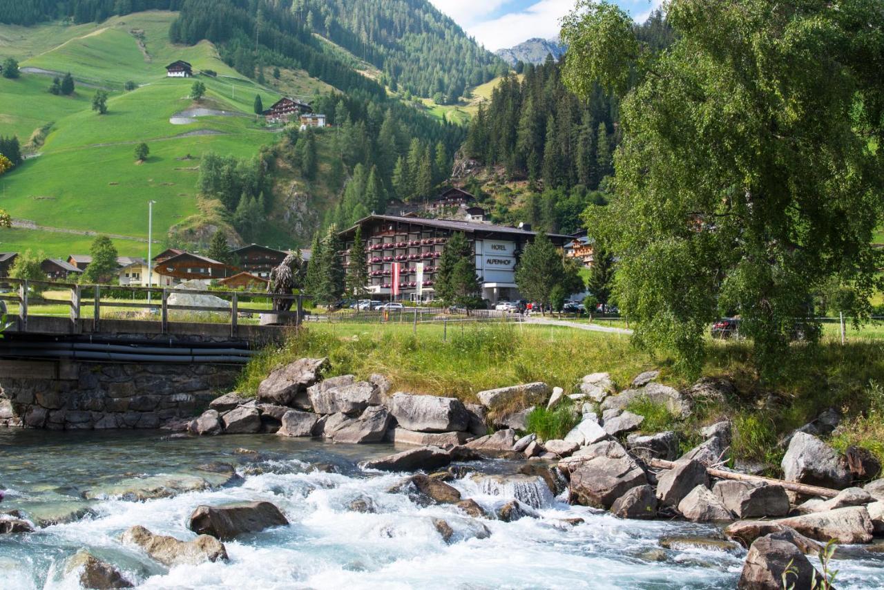 Hotel Alpenhof Sankt Jakob in Defereggen Exterior photo